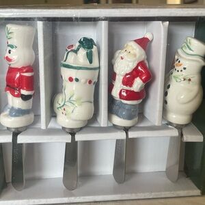 Pfaltzgraff Winterberry Holiday Festive Spreaders